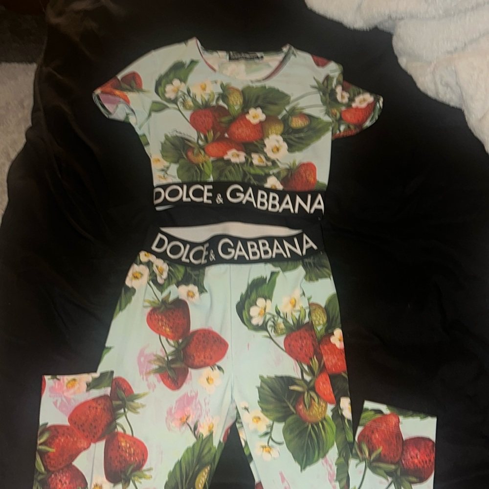 Dolce & Gabbana Strawberry Print Leggings Set - Green and Red